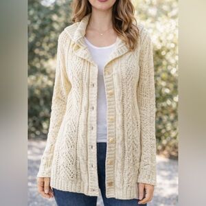 Iris Singer Open Crochet Cardigan with hood. Flower buttons. Cream. Size M.